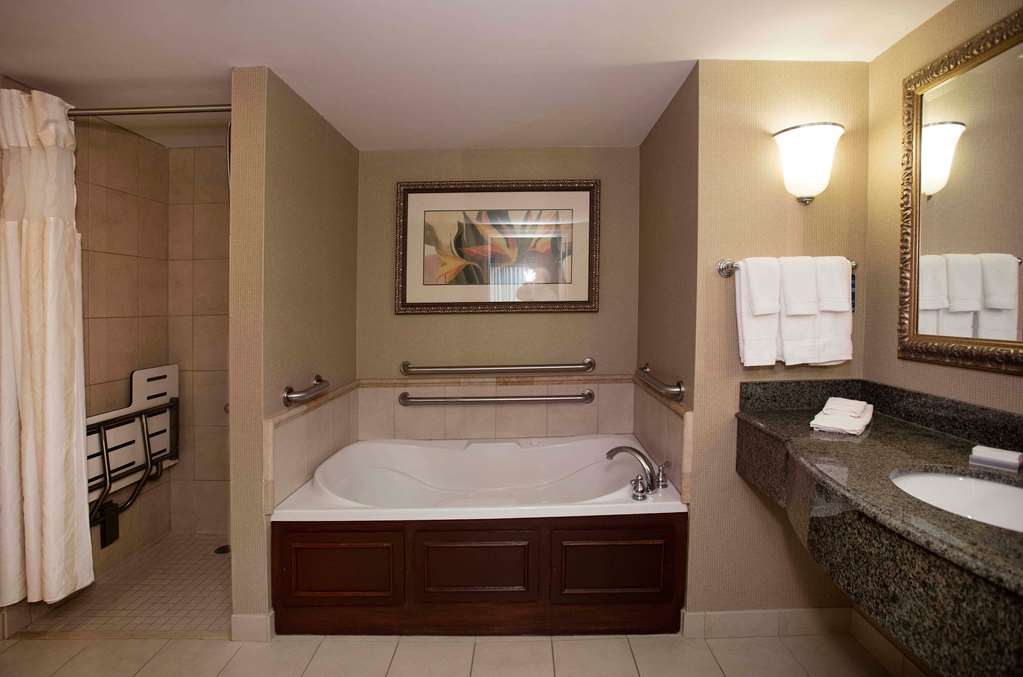 hilton garden inn athens downtown