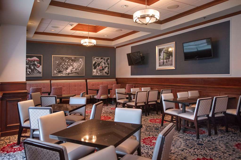 hilton garden inn athens downtown