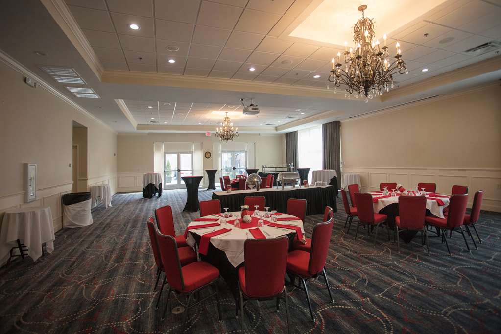 hilton garden inn athens downtown