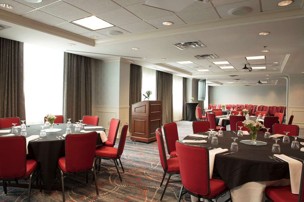 hilton garden inn athens downtown