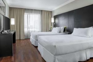 Nh Ciudad De Santiago,Providencia>>Lo Contador,5 star