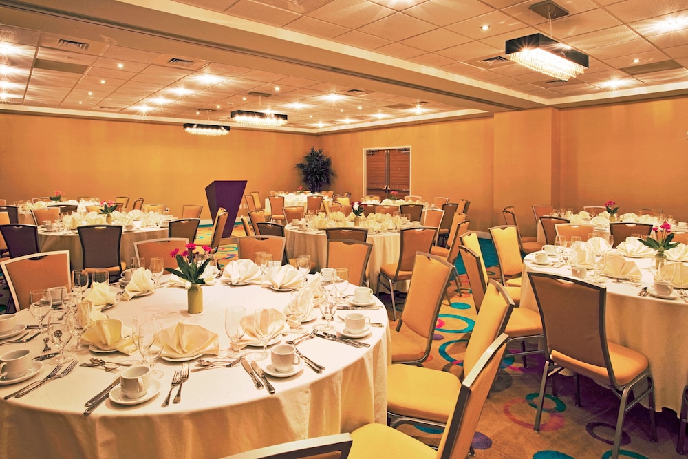 doubletree by hilton sarasota bradenton airport