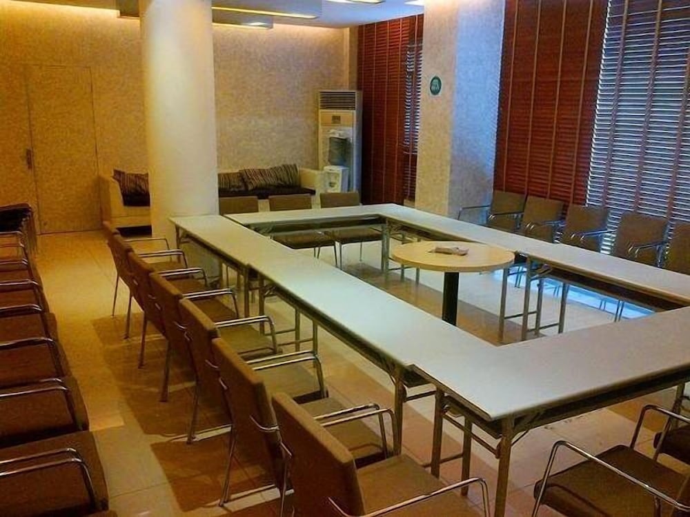 jinjiang inn guangzhou liwan chenjia temple