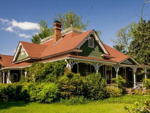 Holly House Of Hamilton,Columbus>>Callaway Gardens,3 star