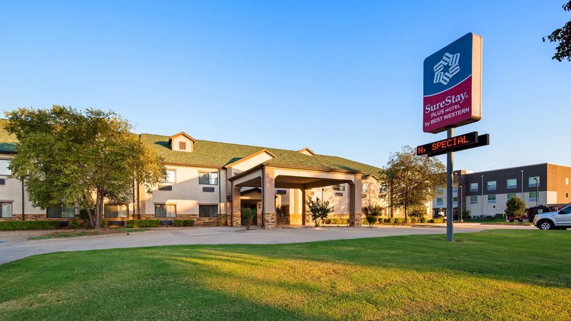 Surestay Plus Hotel By Best Western Coffeyville