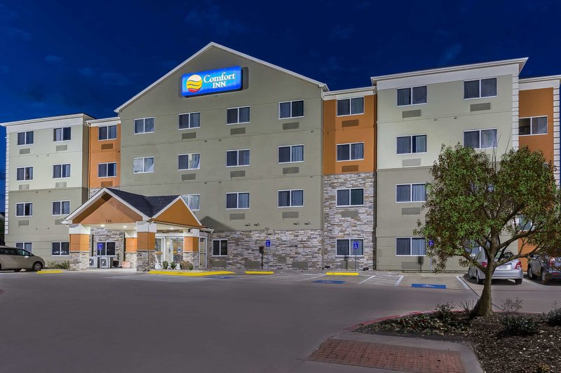 comfort inn and suites