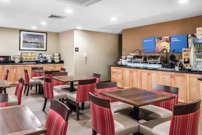 comfort inn and suites