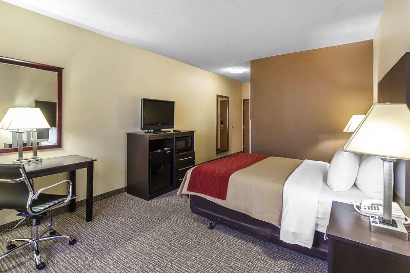 comfort inn and suites