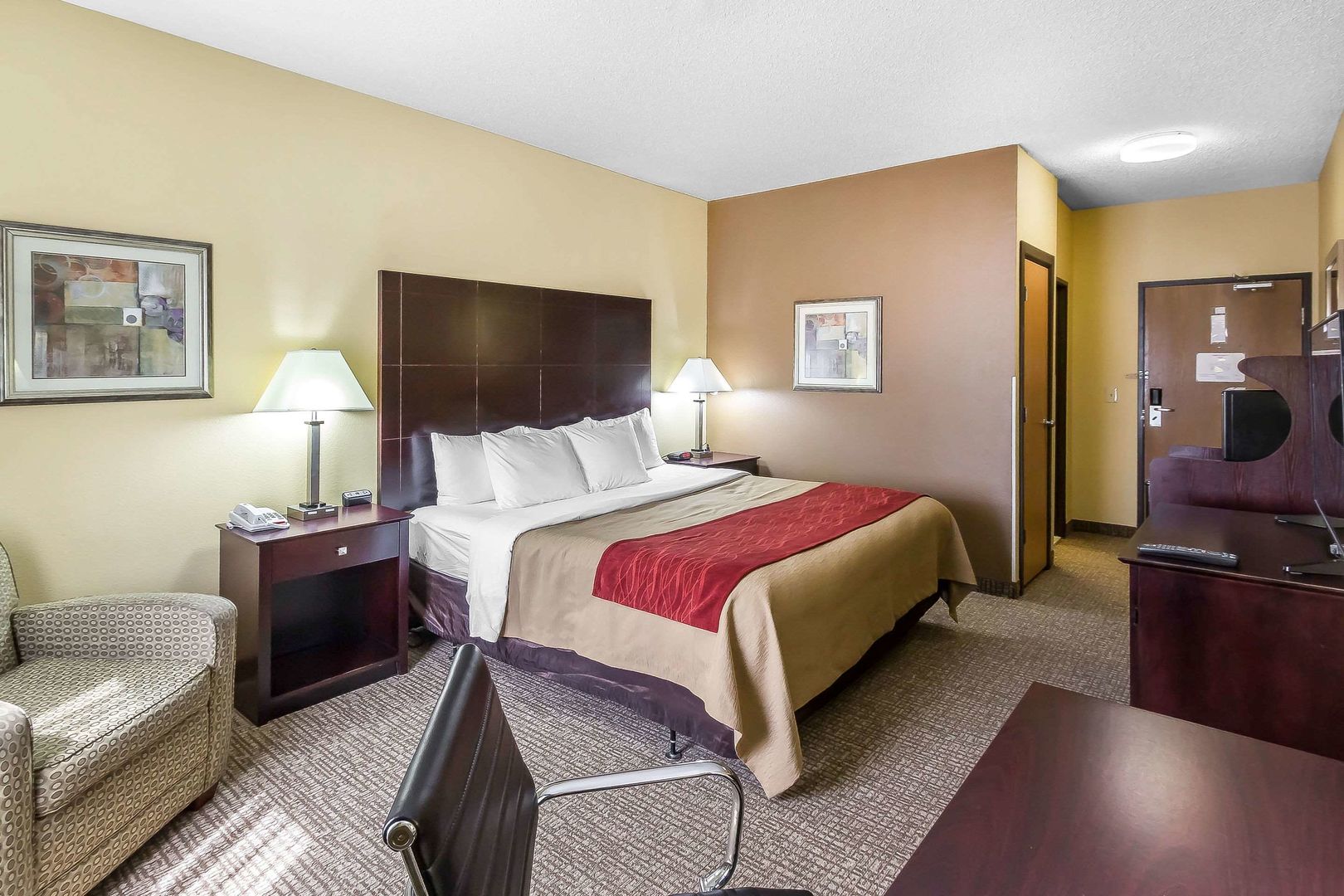 comfort inn and suites