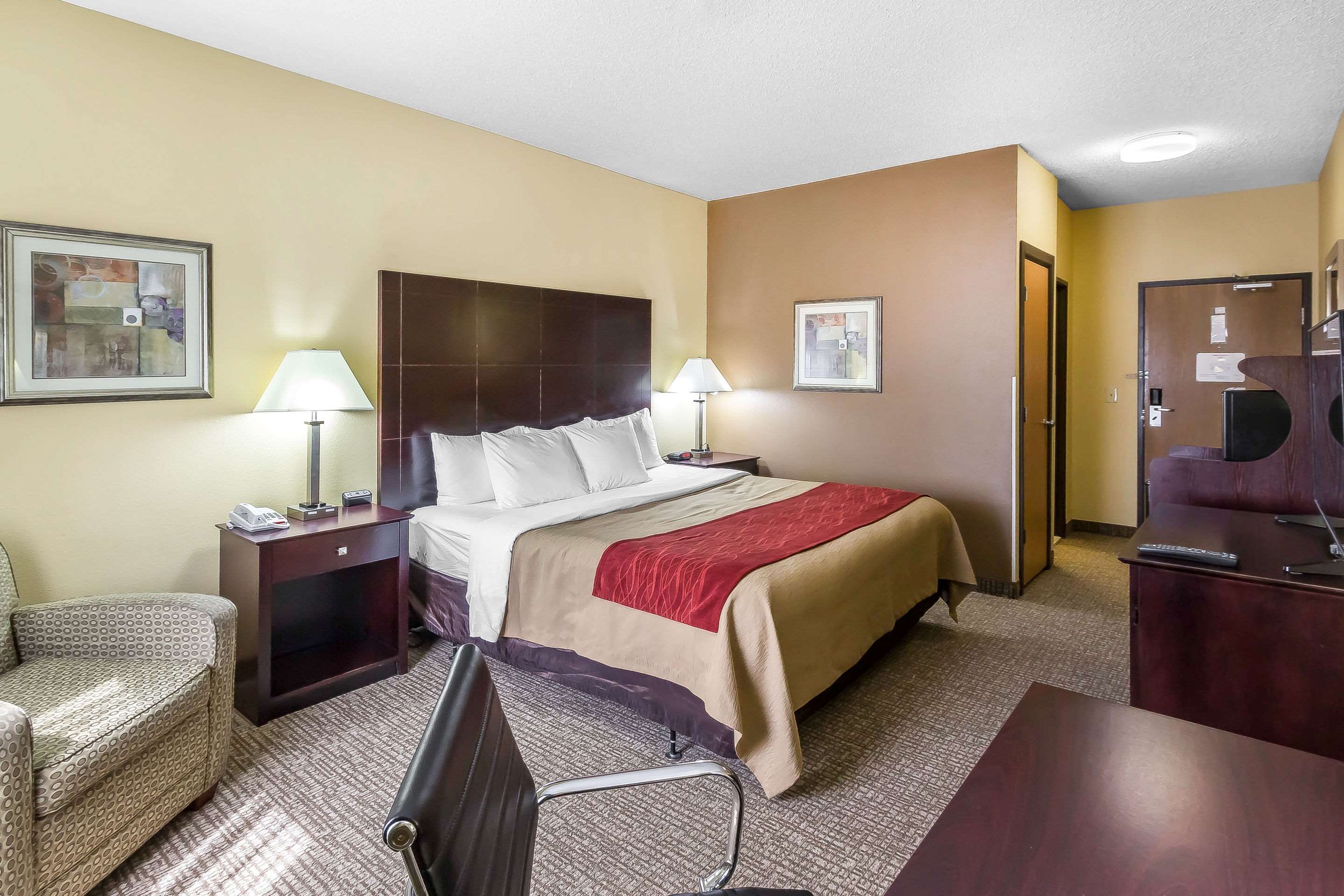 comfort inn and suites