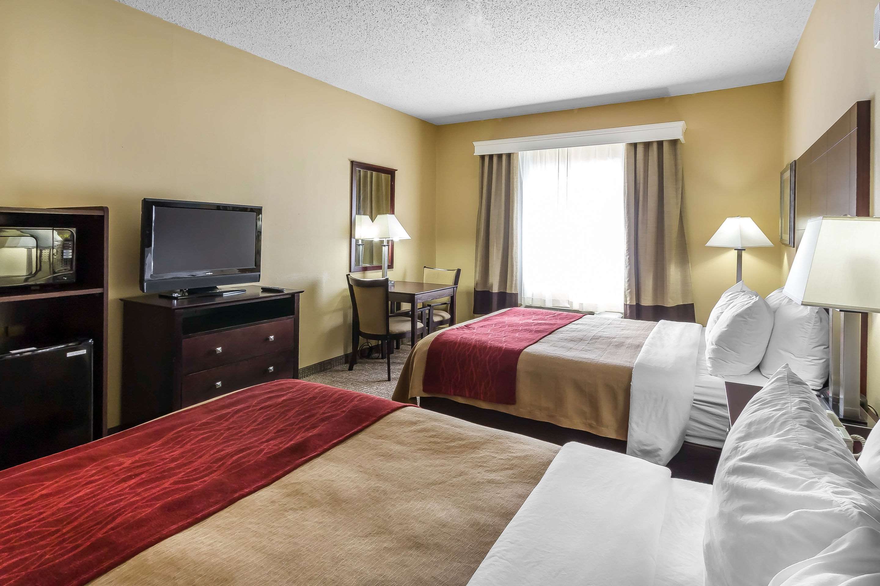 comfort inn and suites