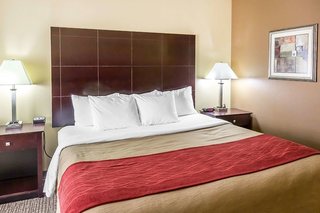 comfort inn and suites