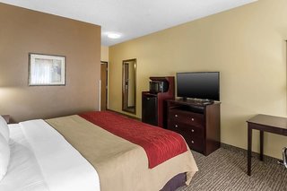 comfort inn and suites