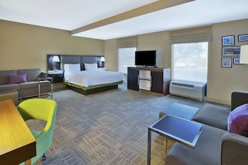 hampton inn commerce novi