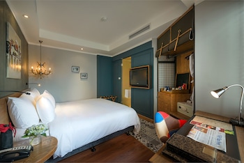 bespoke trendy hotel hanoi