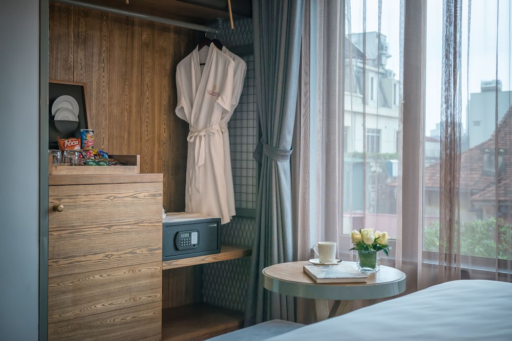 bespoke trendy hotel hanoi