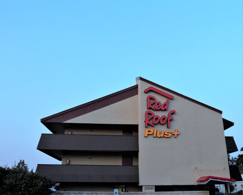 Red Roof Inn Plus+ Chicago - Hoffman Estates