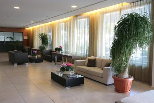 hotel mirasole international