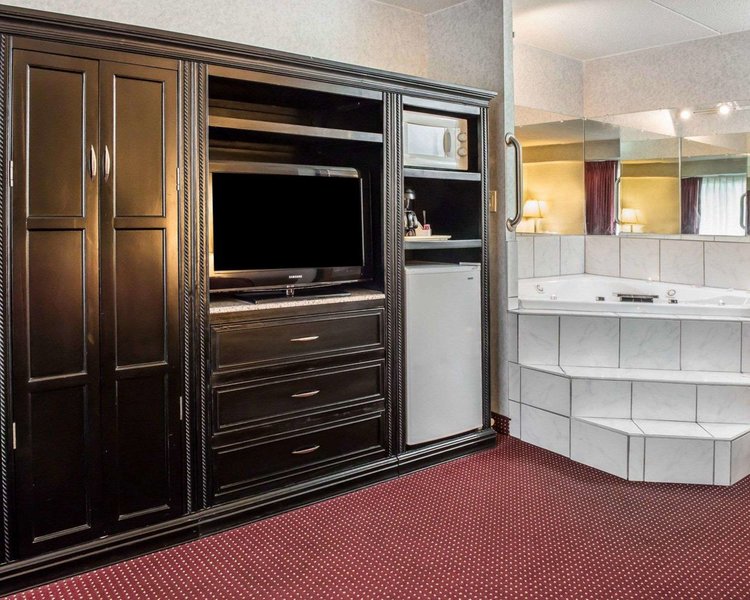 quality inn and suites north