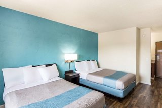 motel 6 milwaukee wi glendale