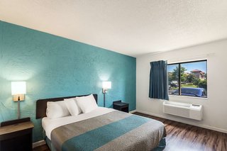 motel 6 milwaukee wi glendale