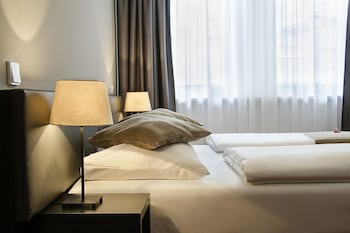 homaris corner hotel frankfurt