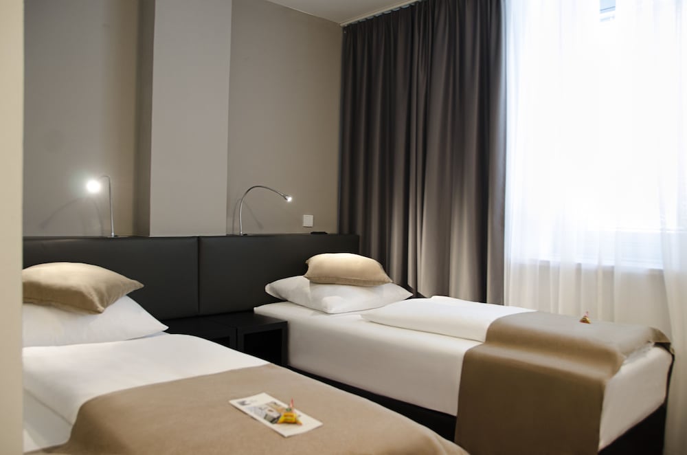 homaris corner hotel frankfurt