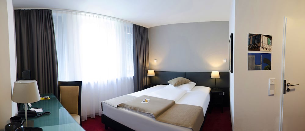 homaris corner hotel frankfurt