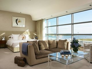 Hotel-Img