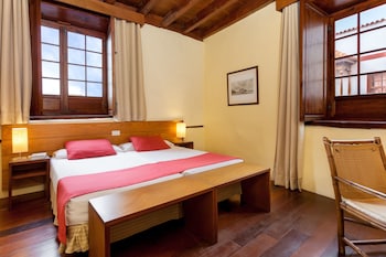 hotel livvo la quinta roja