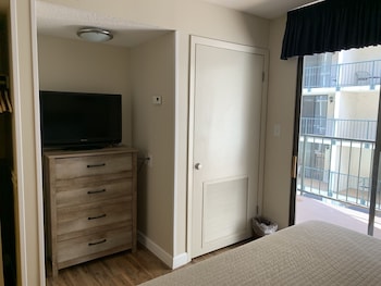 oak square rentals