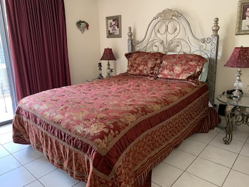 oak square rentals