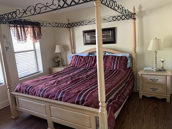 oak square rentals