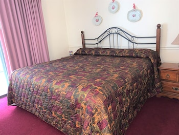 Oak Square Rentals,Gatlinburg - Pigeon Forge>>Gatlinburg,3 star