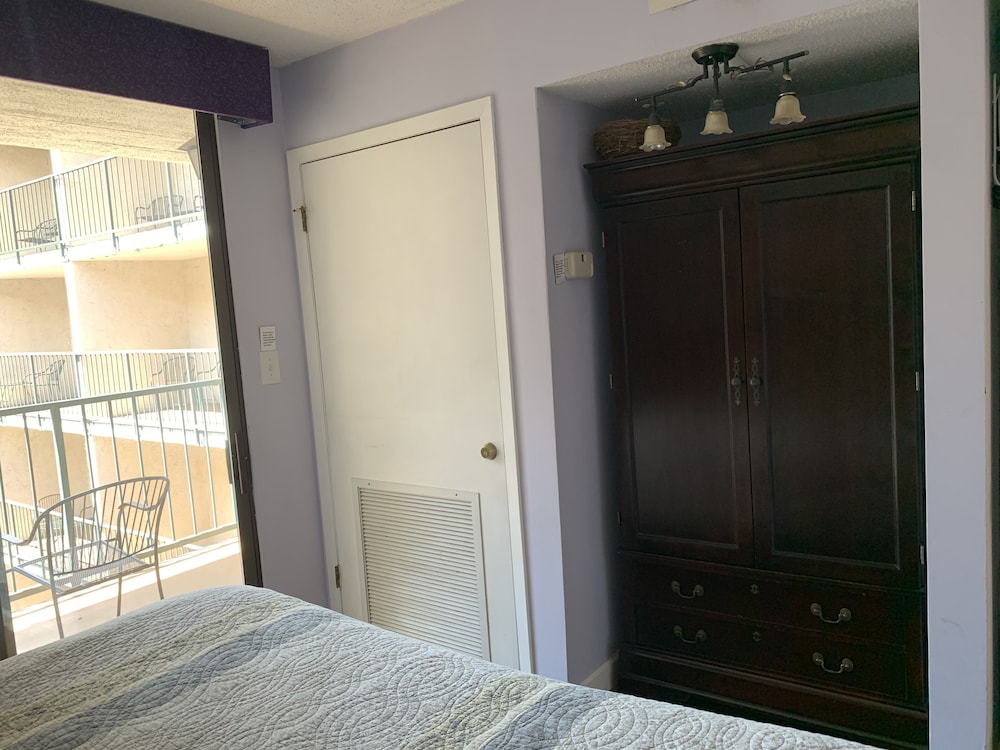 oak square rentals