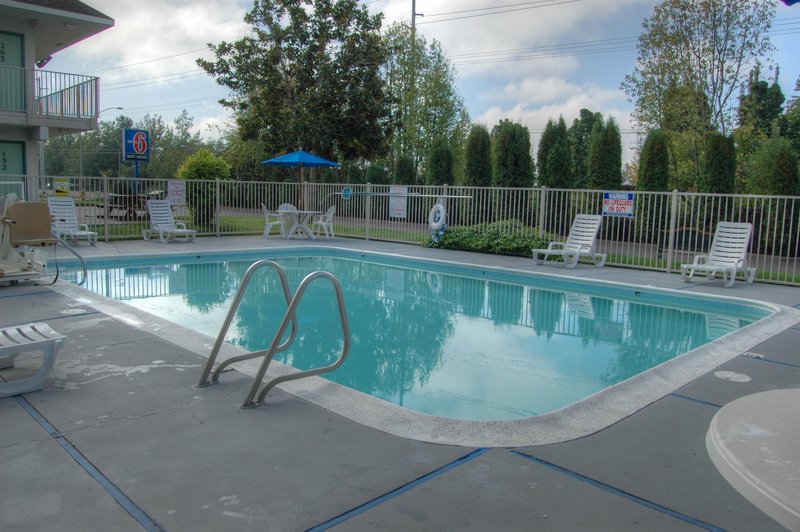 motel 6 springfield or eugene north