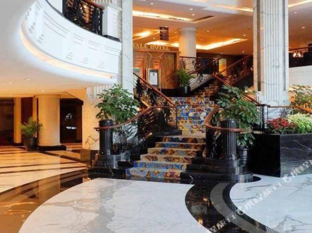 el hotel royale bandung