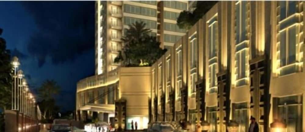 el hotel royale bandung