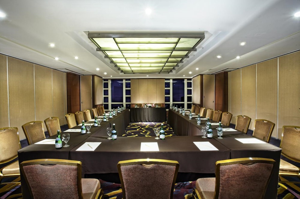 el hotel royale bandung