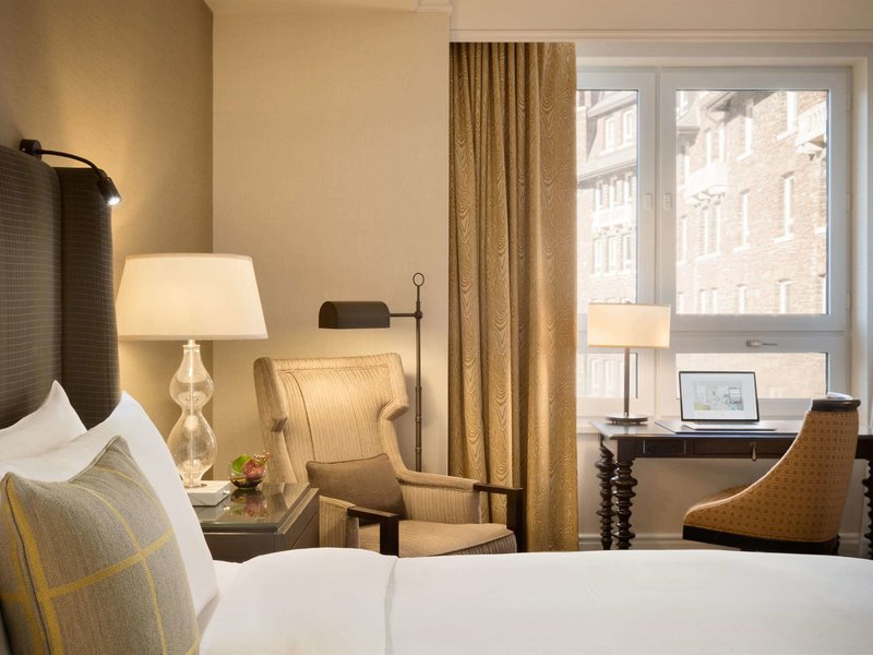 fairmont banff springs