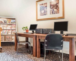 Econo Lodge,Lansing>>Ithaca,2 star