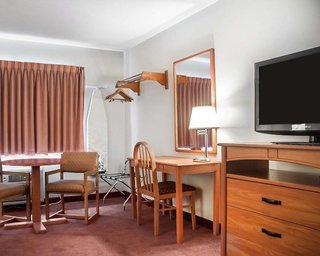 Econo Lodge,Lansing>>Ithaca,2 star