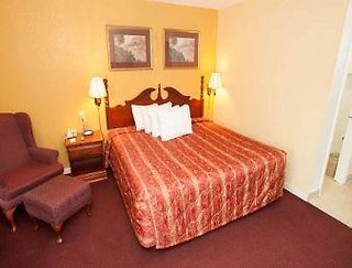 travelodge by wyndham jackson i 40 exit 82
