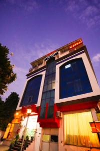 hotel mansarovar palace