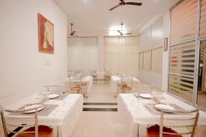 hotel mansarovar palace