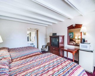 Rodeway Inn,Galax>>Fancy Gap,2 star