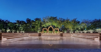 radisson resort and spa kandla