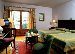 Parador De Gijon,Cefontes>>Asturias,4 star