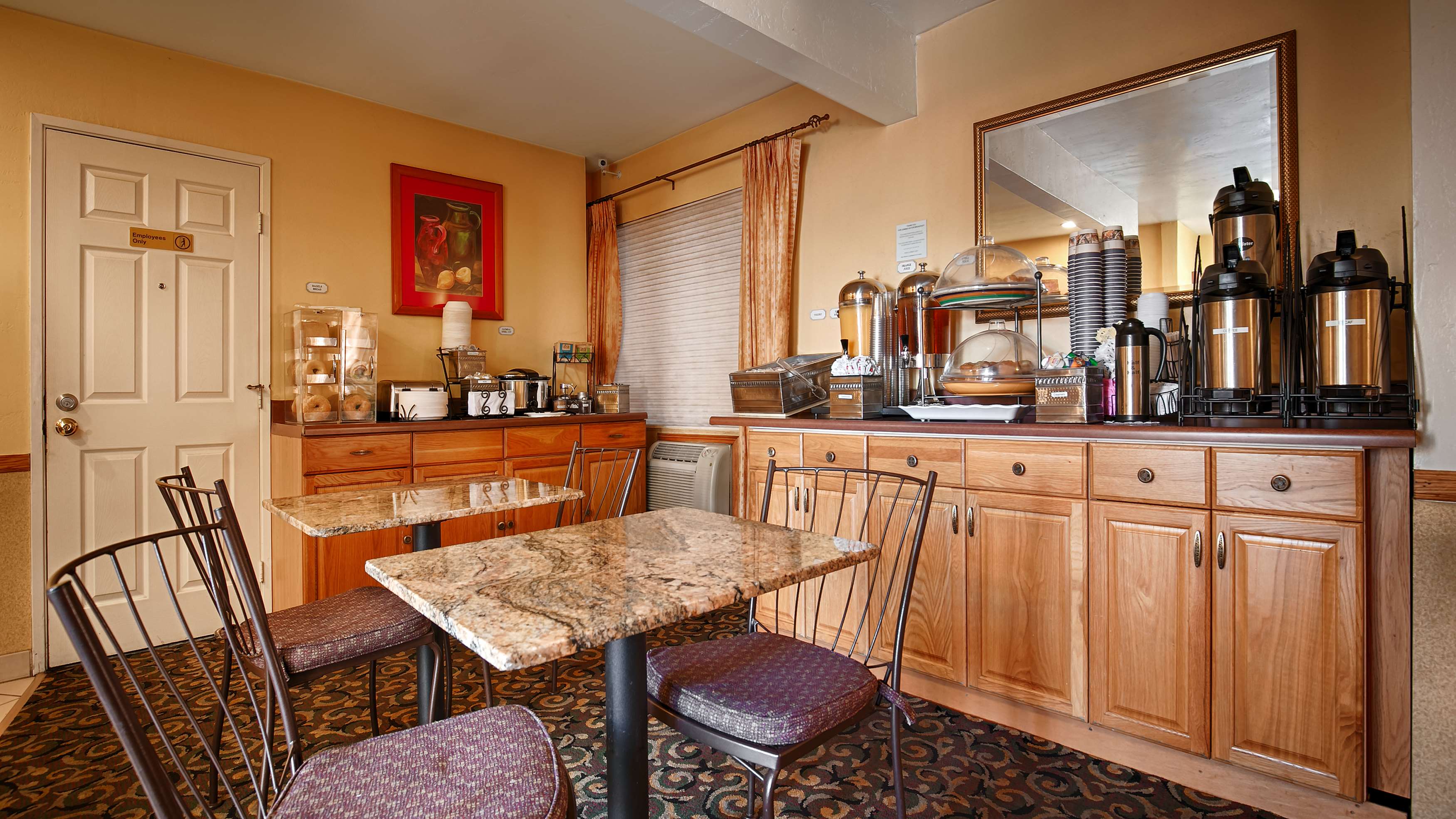 lamplighter inn and suites at sdsu