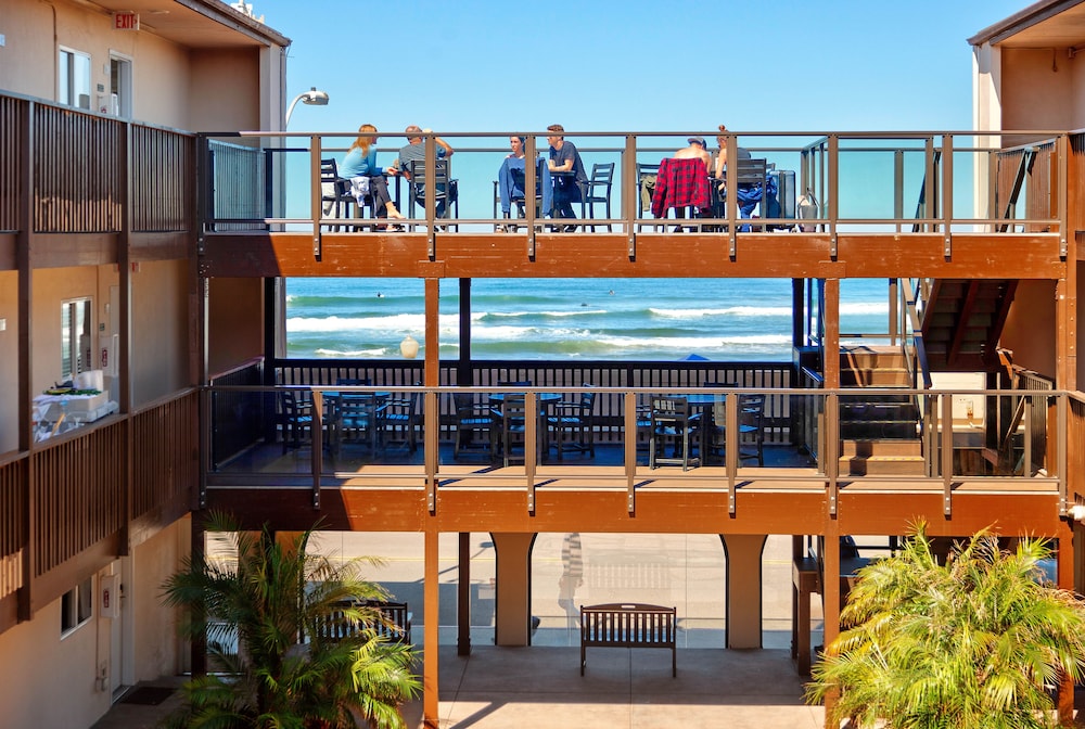ocean beach hotel